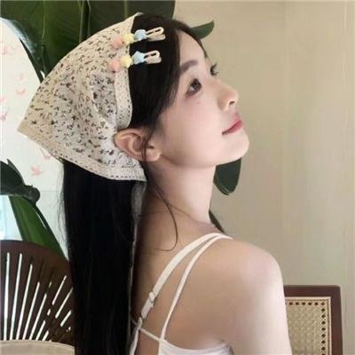 雨中的秋城